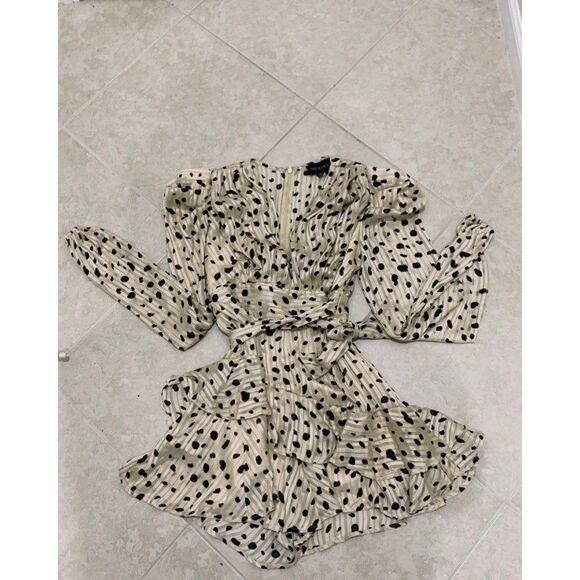 The Sang Romper, Size L - Picture 1 of 12